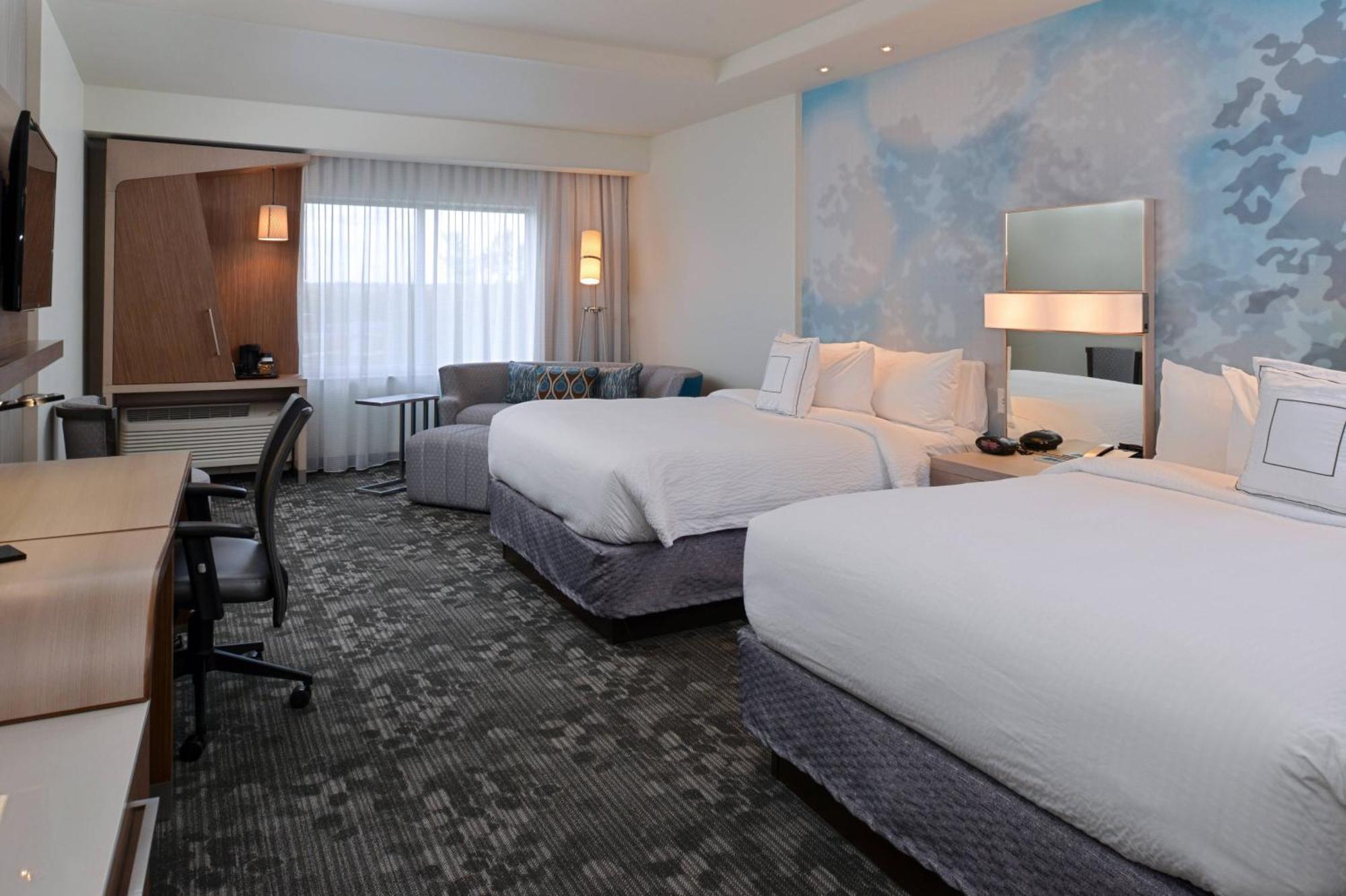 Courtyard By Marriott St. Louis St. Peters 3*